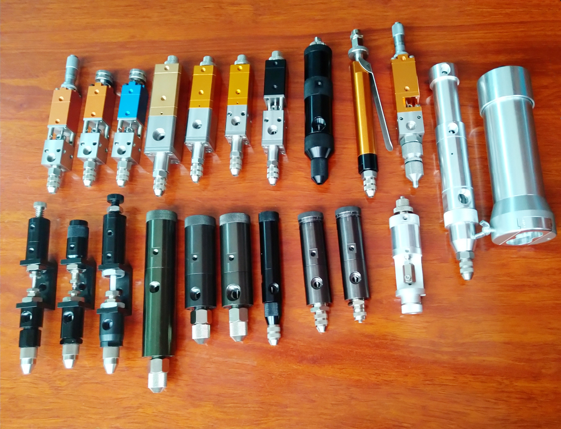 1634951181100695.jpg 單液點膠閥集錦.jpg