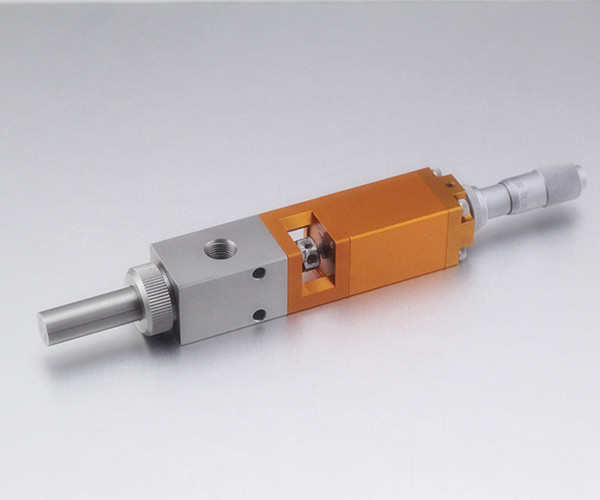 點膠閥講述普通點膠機與自動點膠機的區別